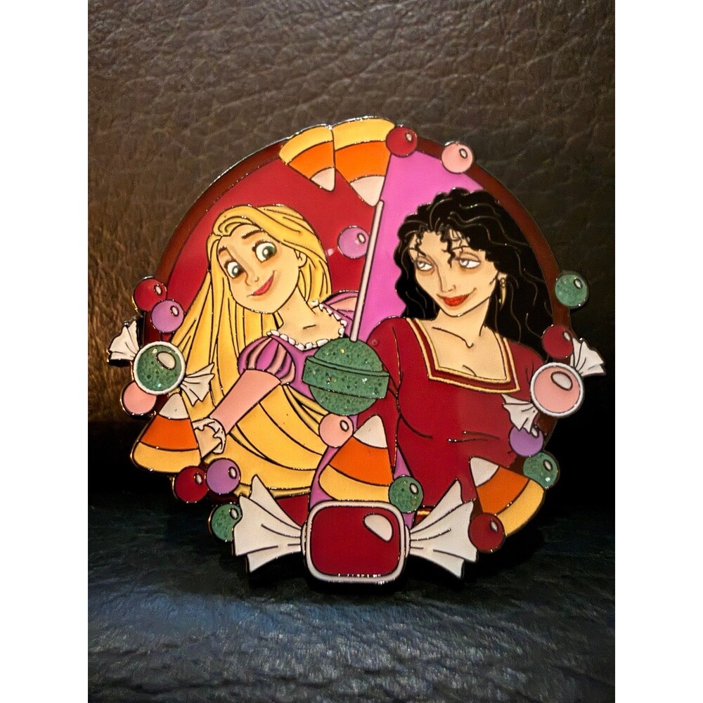 Disney Princess & Villain Halloween pin featuring Rapunzel and Mother Gothel